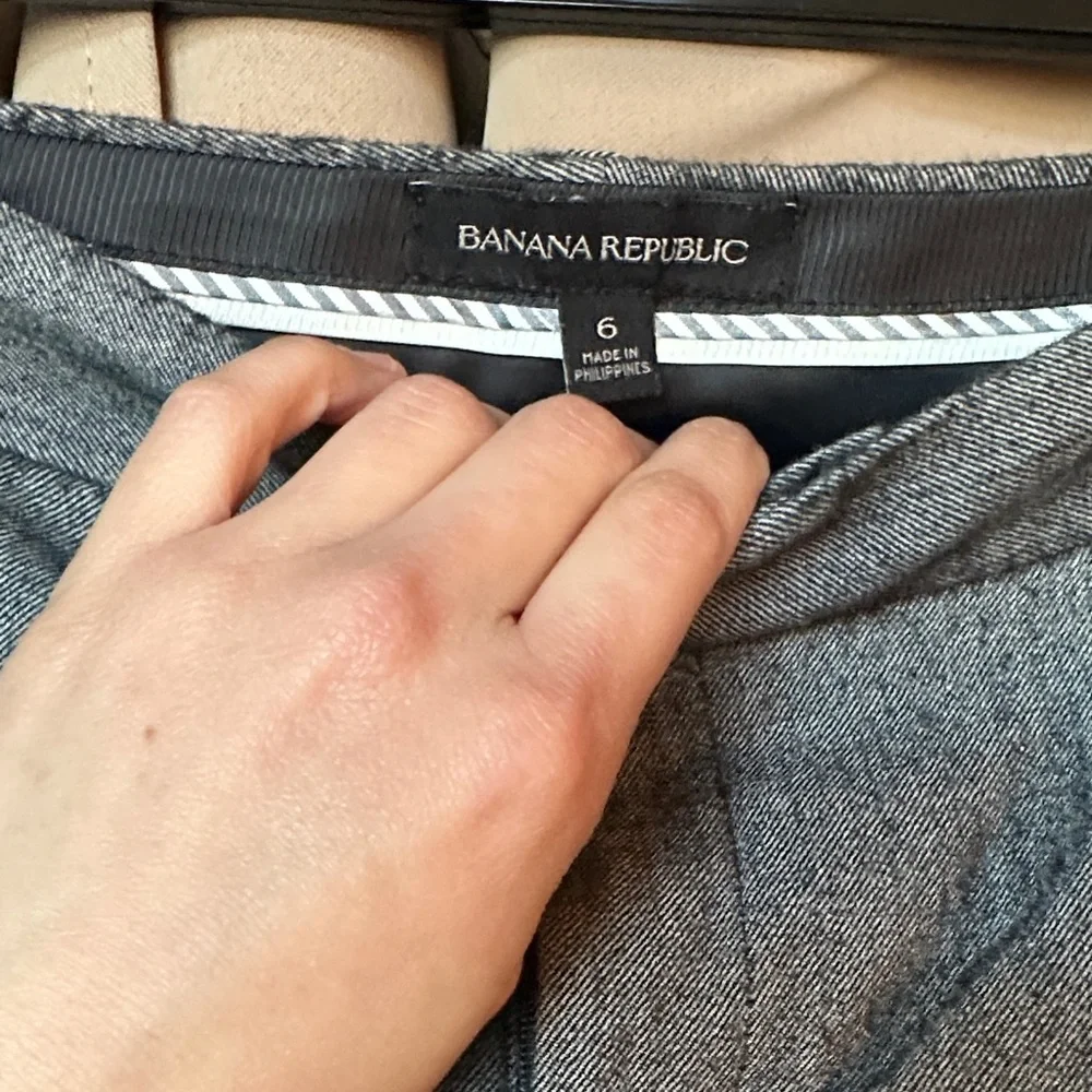 Banana Republic Women's Gray Wool Trousers - Picture 2 of 6